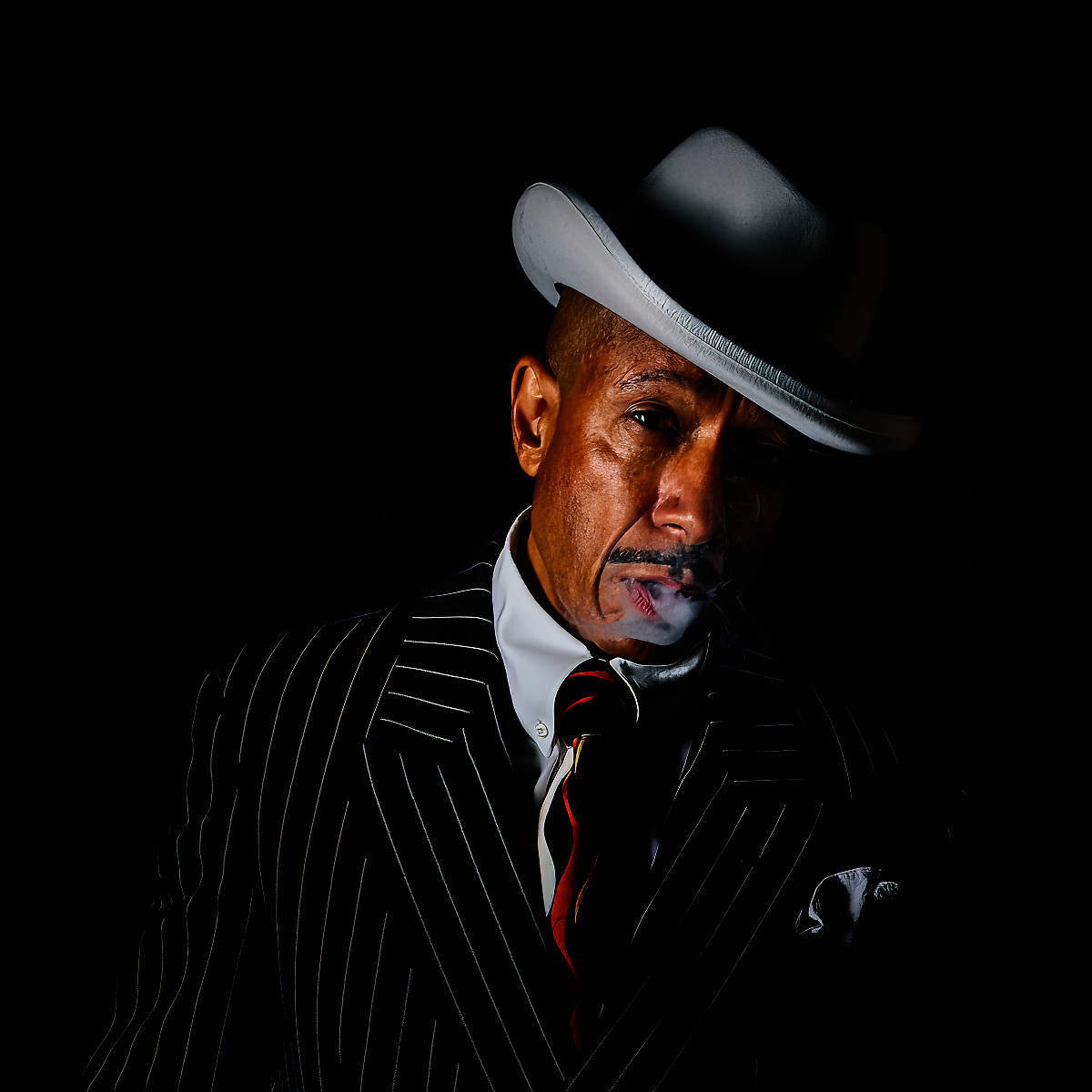 A Quiet Smoke in the Shadows 1