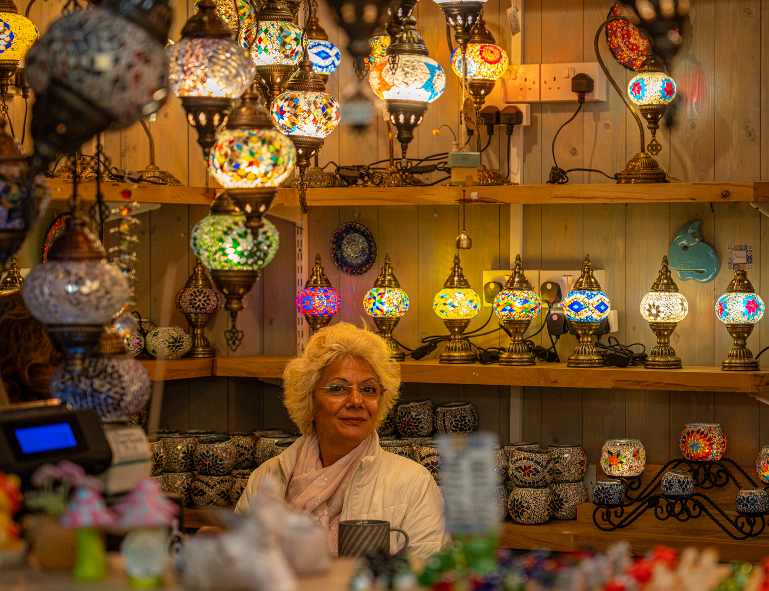 Lamp Seller